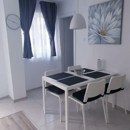 Apartmani Andrej Udbina Zewnętrze zdjęcie